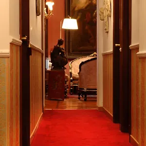 2* Πανσιόν Residenza Frattina